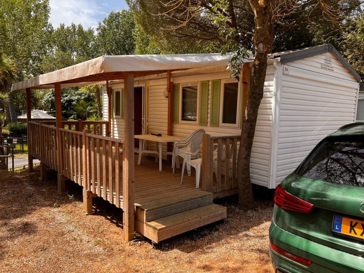 Camping Parc Les 7 Fonts Agde Exteriör bild